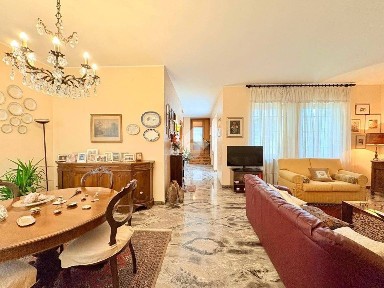 Villa unifamiliare via de Pinedo 4, Centro, Creazzo