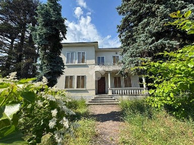 Villa unifamiliare via Rovereto 68, Centro, Schio