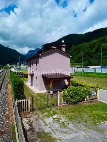 Villa unifamiliare via 25 Aprile 1, Merlo, Valbrenta