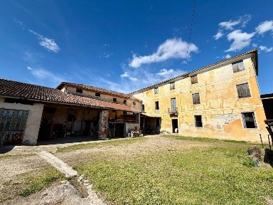 Colceresa, Via Monte Grappa, 20