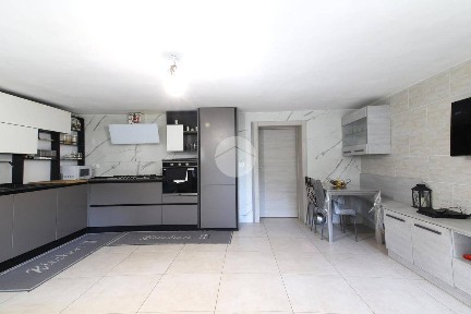 Villa bifamiliare viale Anconetta, Anconetta, Vicenza