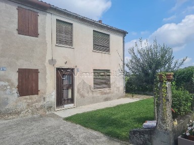 Villa plurifamiliare via Strada Pozzetto 20, Albettone