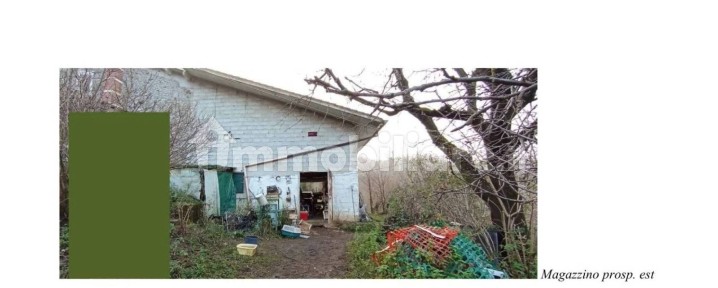 Villa all'asta via Poli 14, Brogliano