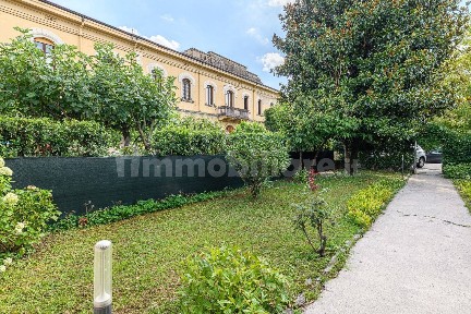 Villa bifamiliare viale Venezia, 86, Centro, Bassano del Grappa