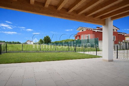 Villa bifamiliare via Ponte 56, Ponte Di Castegnero, Castegnero
