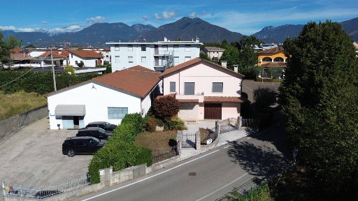 Villa unifamiliare via dei Morari, 8, Centro, Thiene