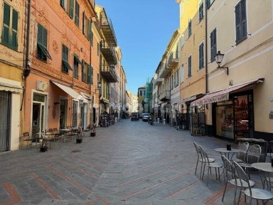 Loano, Via Antonio Ghilini, 58