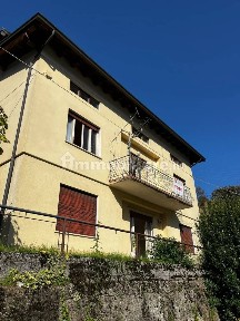Villa unifamiliare via Ragazzi del '99, Centro, Recoaro Terme