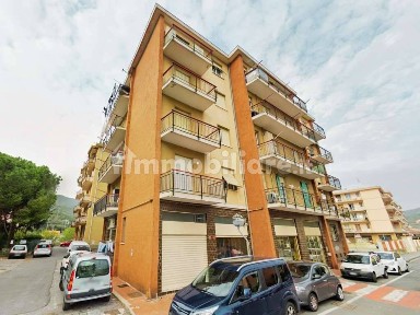 Negozio all'asta frazione Valleggia, via Cirano Bellotto, 21/R, Quiliano