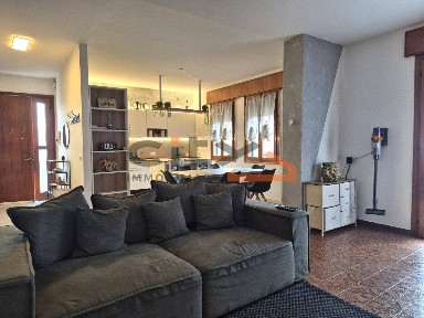 Villa bifamiliare via Fagarè, Centro, Romano d'Ezzelino