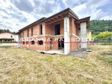 Villa bifamiliare viale Asiago, Bassano del Grappa