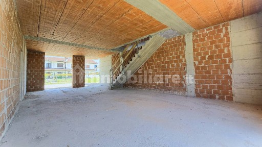 Villa plurifamiliare via Roma, Centro, Bressanvido