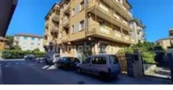 Negozio all'asta via Francia 2, Spotorno