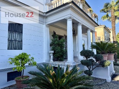 Villa unifamiliare viale Del Risorgimento Nazionale 40, Monte Berico, Vicenza
