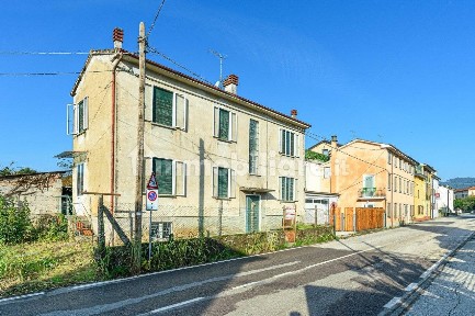 Villa bifamiliare via Giavenale di Sopra 93, Giavenale, Schio