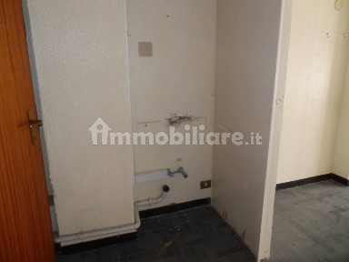 Locale commerciale in Vendita