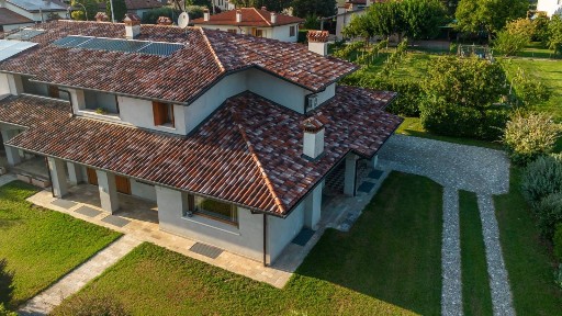 Villa bifamiliare via quartiere Cremona, Centro, Rosà