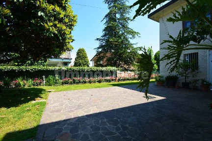 Villa unifamiliare via Lago d'Iseo 87, Laghetto, Vicenza