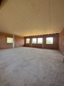 Villa unifamiliare via Angiò, 10, Chiampo