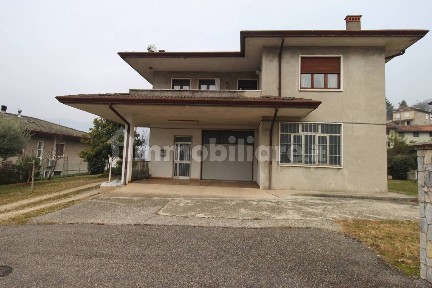 Villa unifamiliare via John Fitzgerald Kennedy, Centro, Chiampo