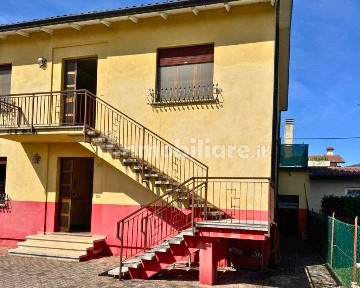 Villa unifamiliare via Ca' Nova 15, Centrale, Zugliano