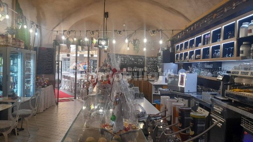 Gelateria con laboratorio in Vendita