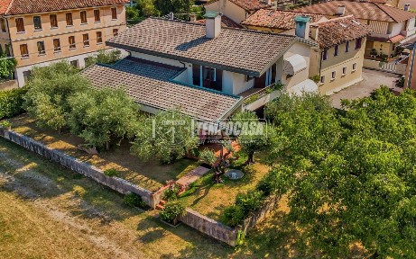 Villa unifamiliare, buono stato, 508 m², Centro, Rosà