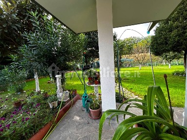 Villa unifamiliare via Divisione Julia, Centro, Quinto Vicentino