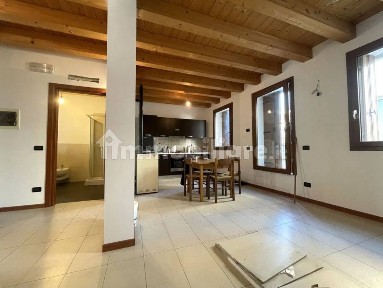 Villa unifamiliare via Benedetto Croce, 3, Centro, Chiuppano