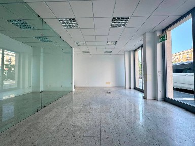 Alassio, Piazza Andrea Quartino, 1