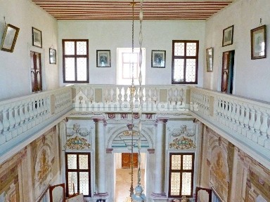 Villa unifamiliare via Ponte, Centro, Malo
