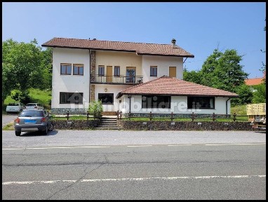 Hotel in Vendita