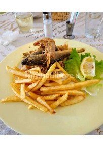 Ristorante con laboratorio in Vendita