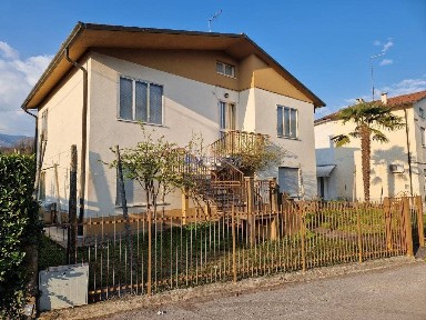 Villa unifamiliare via Palu' 3, Grumolo Pedemonte, Zugliano
