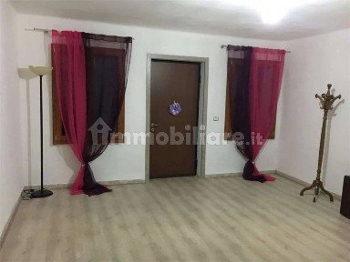 Villa unifamiliare Strada Di Bertesinella, 7, Bertesinella - Ca' Balbi, Vicenza