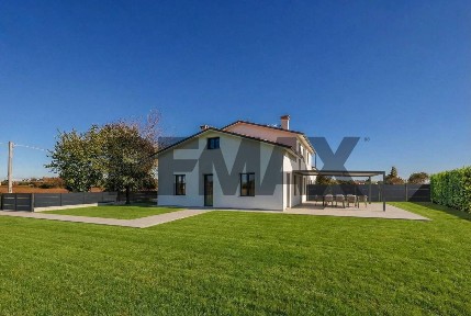 Villa bifamiliare, nuova, 200 m², Asigliano Veneto