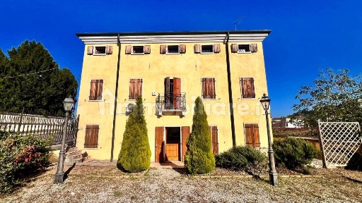 Villa unifamiliare via Roma, Centro, Montegalda