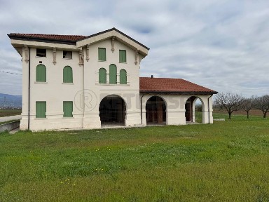 Villa bifamiliare via Agosta, Sandrigo
