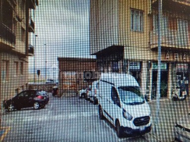 Locale commerciale in Vendita
