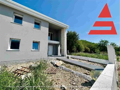 Villa bifamiliare via degli alpini, Tezze sul Brenta