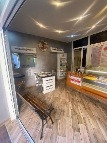 Alimentari - Gastronomia in Vendita