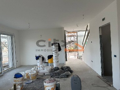 Villa bifamiliare, nuova, 220 m², Centro, Bassano del Grappa