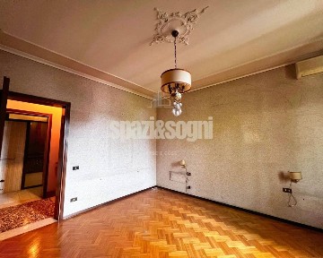 Villa unifamiliare, buono stato, 469 m², Centro, Arzignano