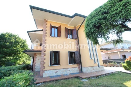 Villa unifamiliare piazza Carli, Montecchio Maggiore Alte Ceccato, Montecchio Maggiore