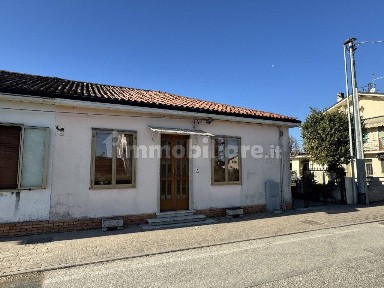 Villa bifamiliare via Pozzola 27, Almisano, Lonigo