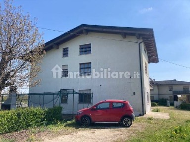 Villa unifamiliare via Tezze, Provinciale Gasparona, Pianezze