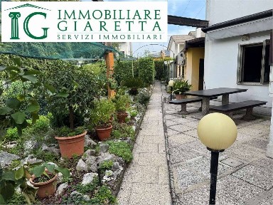 Villa unifamiliare via Marconi, 22, Centro, Monticello Conte Otto