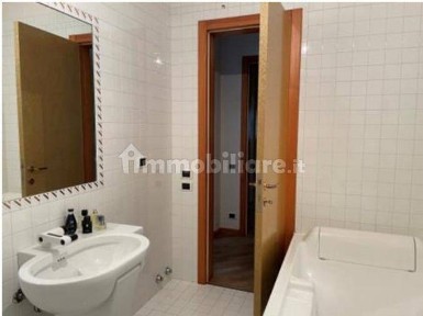 Villa all'asta via Gervasi, 11, Villaga