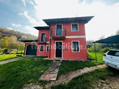 Villa unifamiliare via Gobbi Alti, Cornedo Vicentino