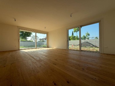 Villa bifamiliare, nuova, 180 m², Centro, Bassano del Grappa